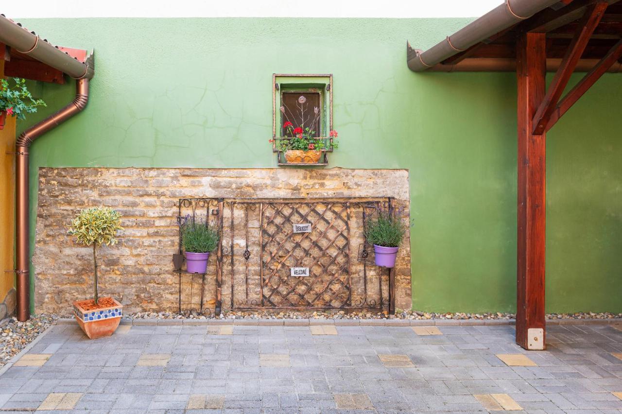 Pelsoart Apartments Keszthely Εξωτερικό φωτογραφία