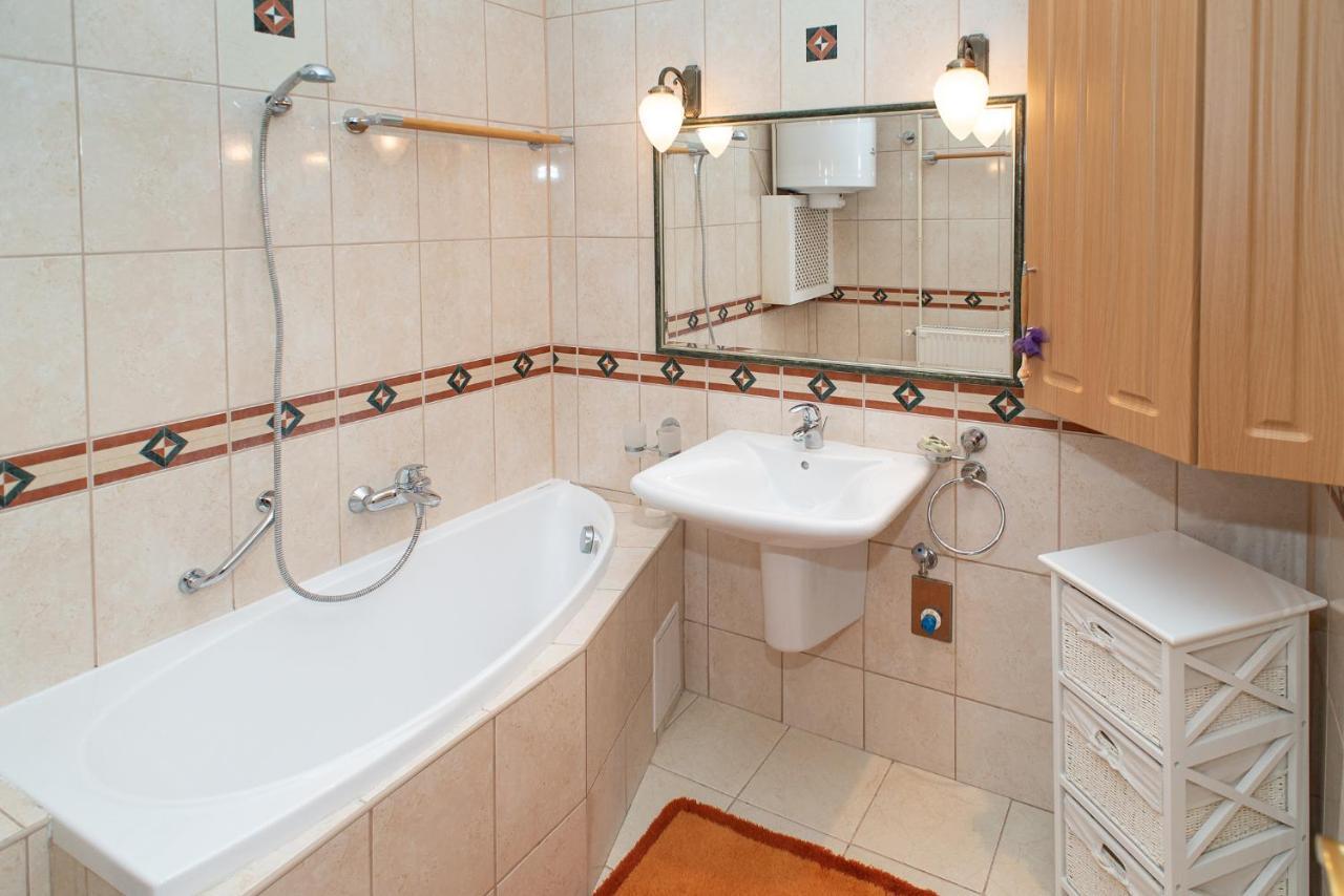Pelsoart Apartments Keszthely Εξωτερικό φωτογραφία